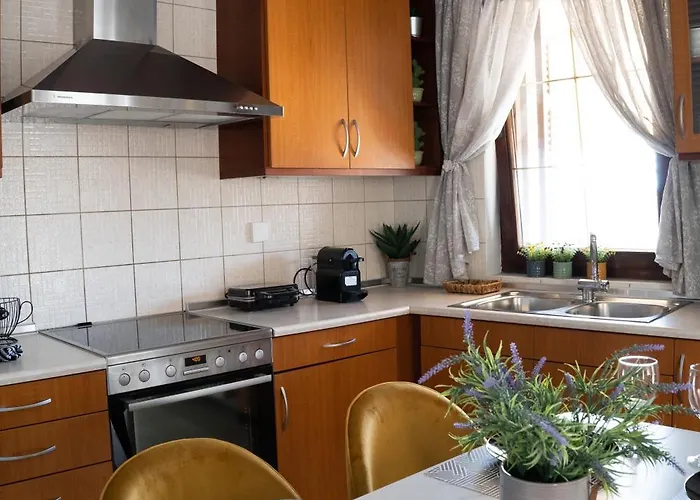 Rooftop アパート カヴァラ